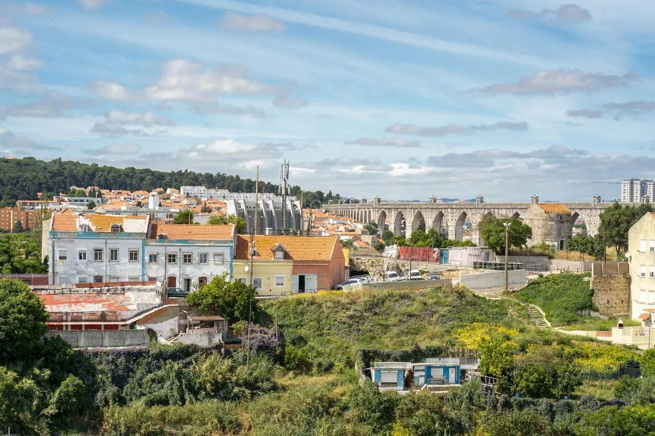 Akicity Ourique Jade Daire Lisboa 0*,  Portekiz